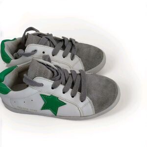 Golden STAR KIDS SHOES SIZE 12 - 12.5